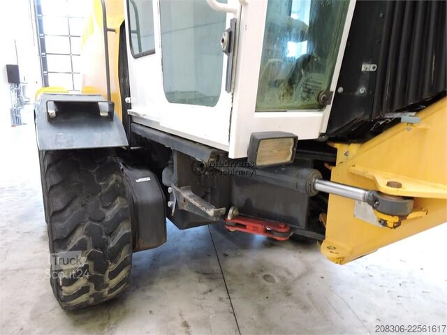Niveleuse NEW HOLLAND F106.6A