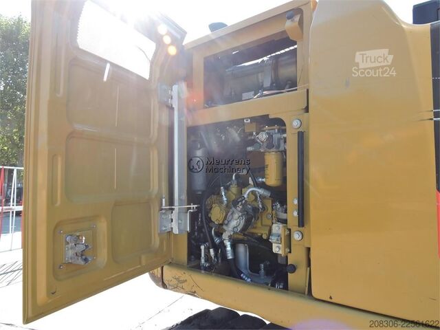 Excavatrice à chaînes CATERPILLAR 312EL