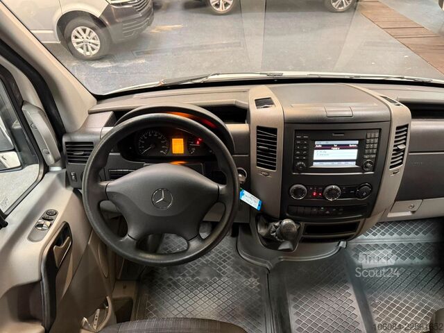 Minibus MERCEDES-BENZ Sprinter Kombi L2-H2 9 Sitze Klima Standh 1.Hand