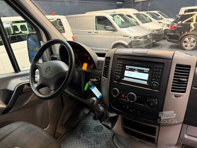 Minibus MERCEDES-BENZ Sprinter Kombi L2-H2 9 Sitze Klima Standh 1.Hand