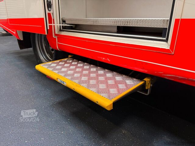 Samochód strażacki MERCEDES-BENZ Sprinter 519 Rettungswagen Ferno-Trage 1.Hand