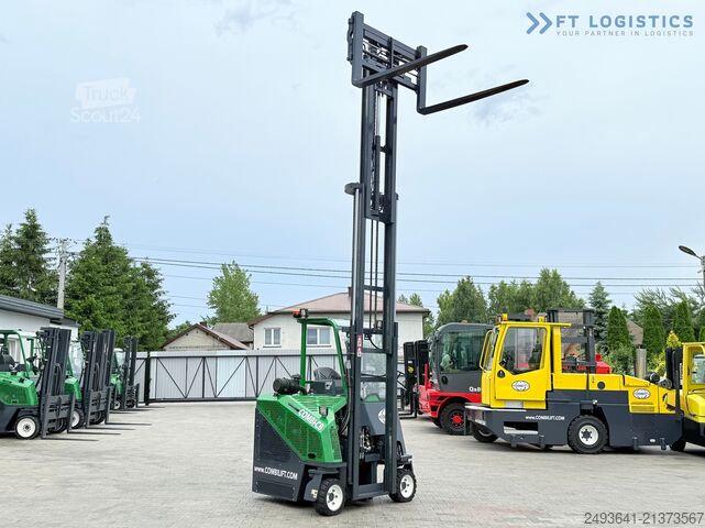 Dört yollu forklift Combilift CB3000 / TRIPLEX 4900MM / FREE LIFT