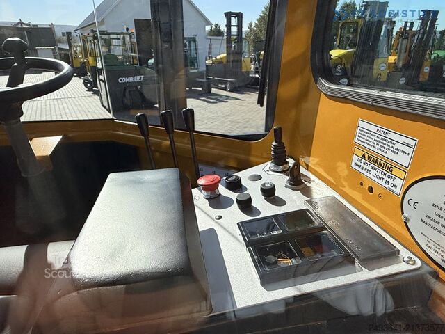 Dört yollu forklift Combilift C4000 / GAS / DUPLEX 5500 / FREE-LIFT