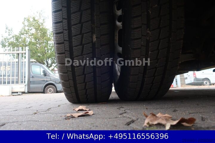 Пожарная машина MERCEDES-BENZ Sprinter RTW 519CDI 1.Hand/ Navi / Fzg Nr: A79