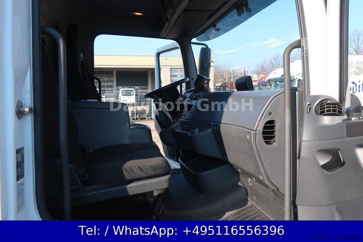 Laatikkoauto MERCEDES-BENZ Atego 818 1.Hand / Ladeboardwand Nr.1233
