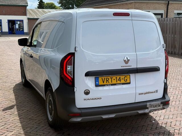 Slēgtais furgons Renault Kangoo 1.5 dCi 75pk Luxe L1 AC Cruise PDC Led 0...