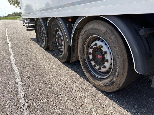 Gesloten bak A&D Box Mega 2.80Mtr H / Doppelstock /  Lift-Axle /...