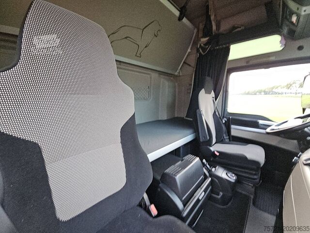 Standard-SZM MAN 18.460 TGX