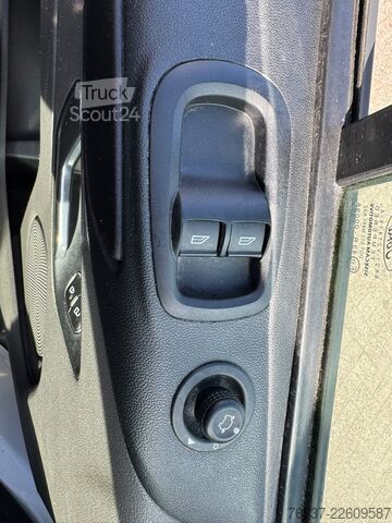 Kylmäauto Ford Transit Custom **EURO6-COLDROOM-FRIGO**