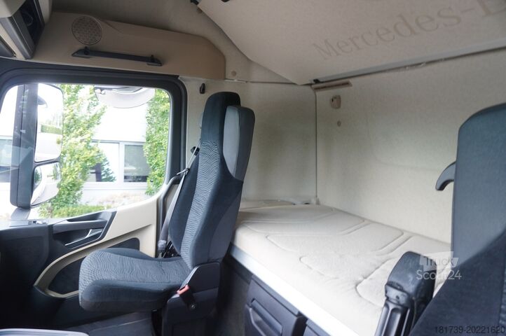 Nová platforma Mercedes-Benz Actros 1845 / NEW tow truck / sleep. cab