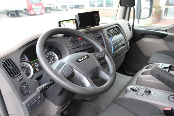 Flatbed truck with tarp Daf LF 290 Schiebeplane   ACC   BLIS   AHK   Navi