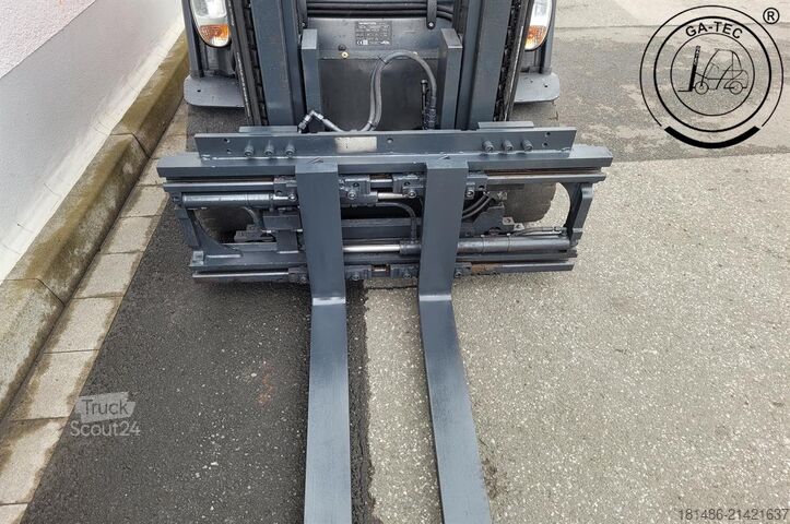 Electric 4-wheeler Linde E25L Neue Batterie