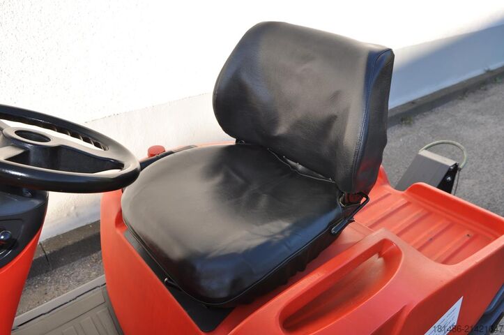 Vontatási traktor Linde P60Z