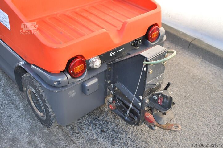 Vontatási traktor Linde P60Z