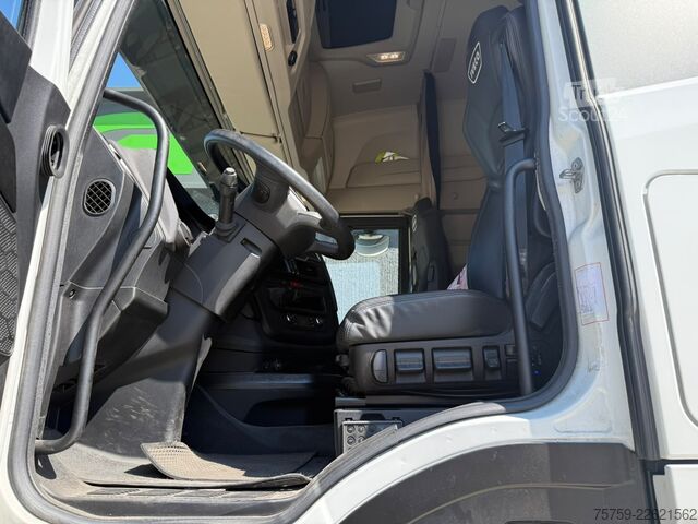 камион платформа с брезент Iveco S-Way 260SY48 Pritsche 9.60m mit Plane