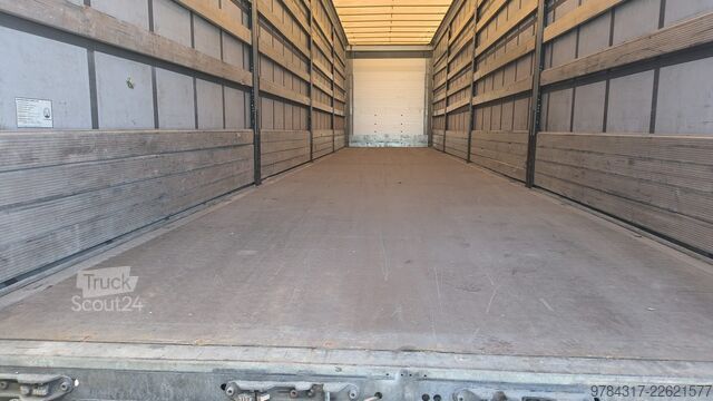 відкритий напівпричіп з тентом Schmitz Cargobull SCB*S3