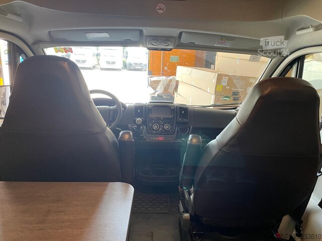 Ημι-ενσωματωμένο αυτοκινούμενο τροχόσπιτο Fiat Ducato Carasuite 650 MF | Teilintegriert | Voll ausgestattet