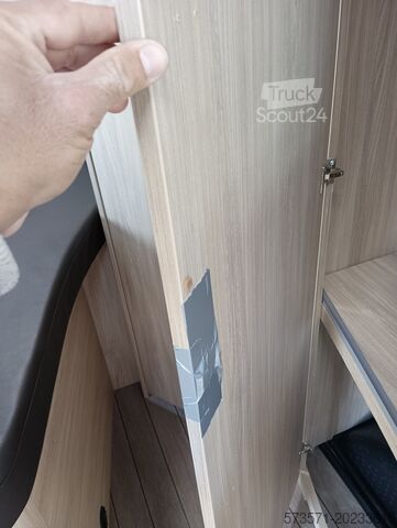 Ημι-ενσωματωμένο αυτοκινούμενο τροχόσπιτο Fiat Ducato Carasuite 650 MF | Teilintegriert | Voll ausgestattet