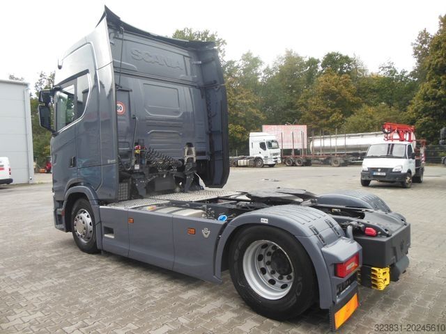 Tractor estándar SCANIA 660 S, V8, RETARDER, VOLL LUFT, TOP!!!
