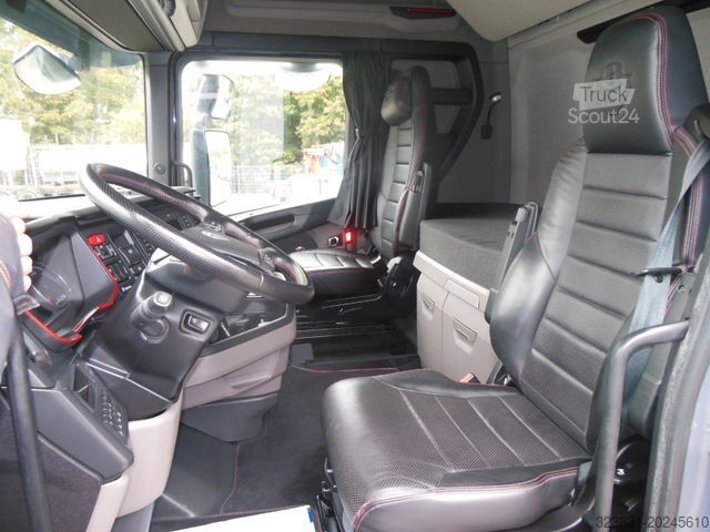 Tractor estándar SCANIA 660 S, V8, RETARDER, VOLL LUFT, TOP!!!