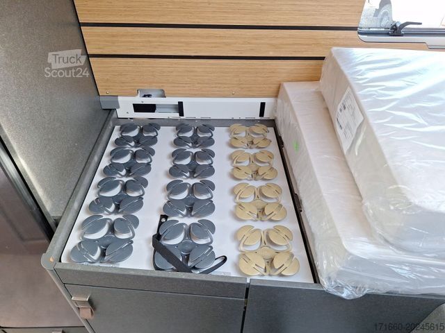 Ημιενσωματωμένο αυτοκινούμενο τροχόσπιτο HYMER/ERIBA ML-T CrossOver 570 Winter Paket, Leder, AHK