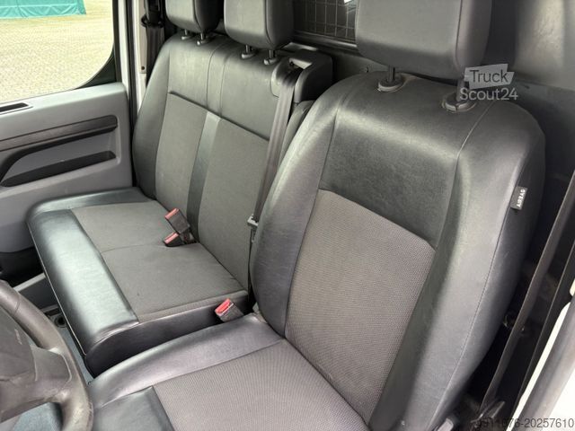 Minibussi PEUGEOT Expert Kasten Premium L3, Sitzheizung, Tempomat