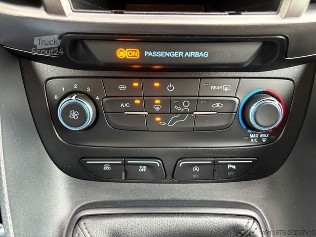 Minibussi FORD Transit Connect Kasten lang, L2, Navi, Kamera
