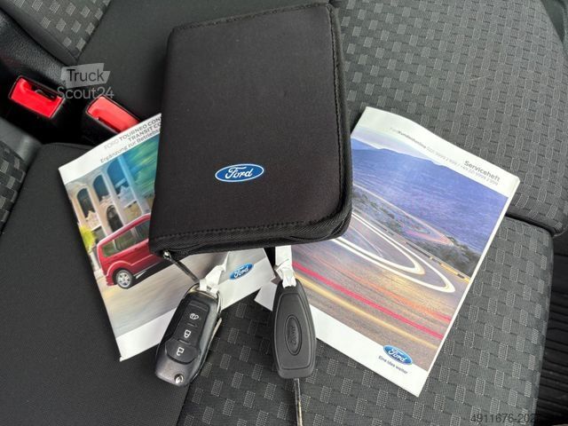 Minibussi FORD Transit Connect Kasten lang, L2, Navi, Kamera