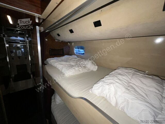 VDL Nightliner автобус з спальними місцями VDL Nightliner