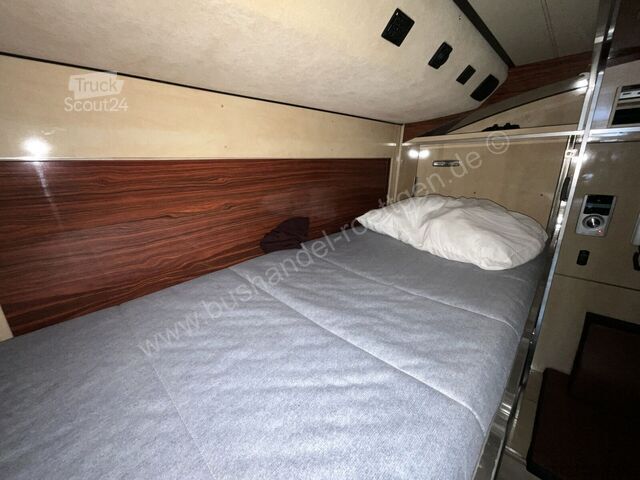 VDL Nightliner автобус з спальними місцями VDL Nightliner