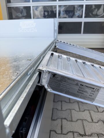 Trojsmerný sklápačský príves Saris K3 306 170 2700 2 Alu-Schienen 2,7T