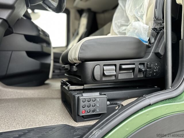 Standart çekici ünitesi Iveco S-WAY 580 ADR