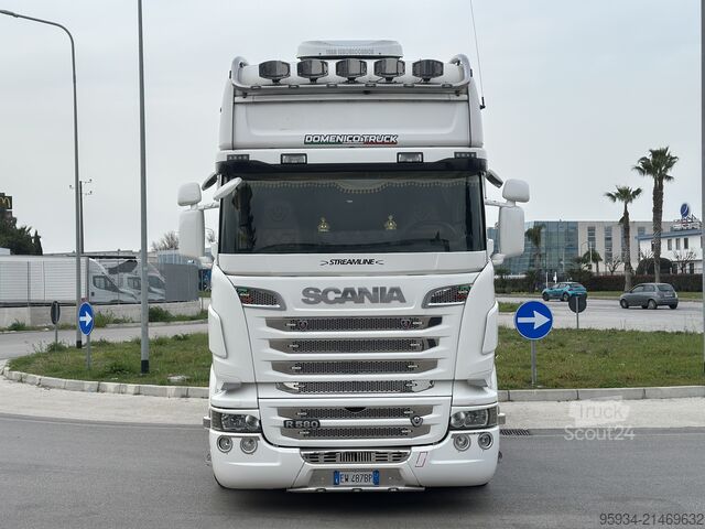 Standardni vlačilec SCANIA R 580