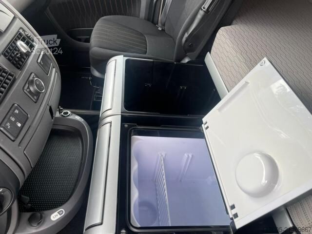 Стандартный седельный тягач DAF XF 530