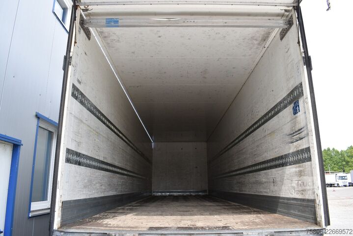 Camión caja MERCEDES-BENZ Antos 2535 6x2 E6 Koffer LBW
