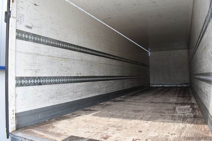 Camión caja MERCEDES-BENZ Antos 2535 6x2 E6 Koffer LBW