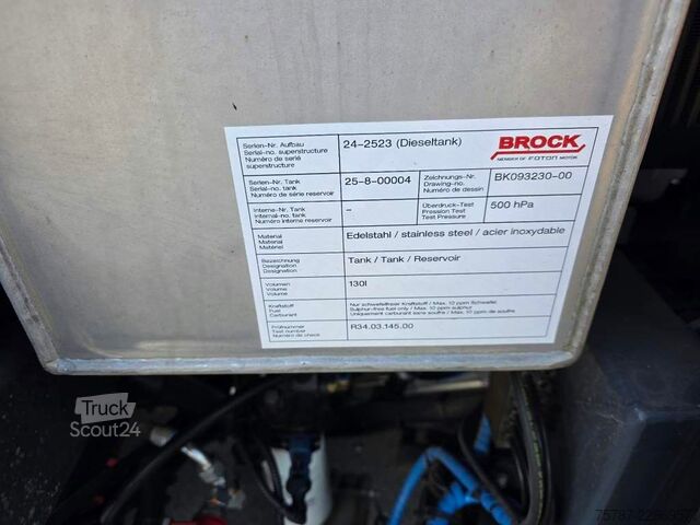 Barredora de calzadas DAF XB 210 Kehrmaschine wie neu Brock VS4 Kehraufbau