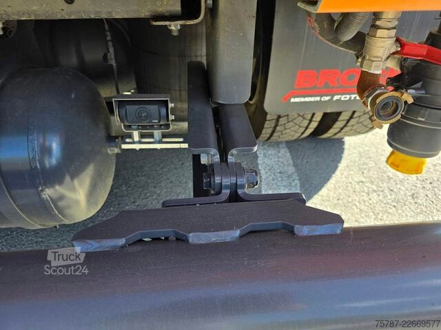 Barredora de calzadas DAF XB 210 Kehrmaschine wie neu Brock VS4 Kehraufbau