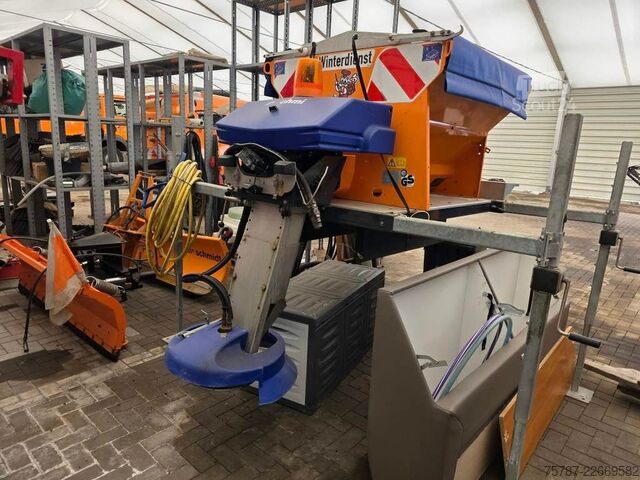 Barredora de calzadas SCHMIDT Schmidt Aebi Flexigo150,Besen,Streuaufbau,Schild