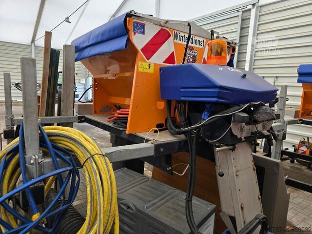 Barredora de calzadas SCHMIDT Schmidt Aebi Flexigo150,Besen,Streuaufbau,Schild