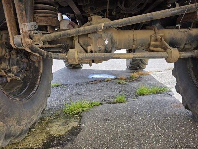Chasis de camión UNIMOG U5000 4x4 Chassis, Standklima, 4374/45