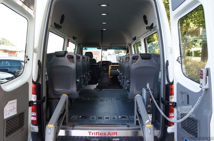 Minibús MERCEDES-BENZ Sprinter 313 CDi L2H2 Triflex Air Rollstuhl 95KW