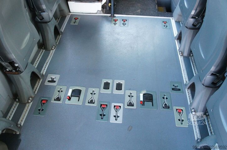 Minibús MERCEDES-BENZ Sprinter 313 CDi L2H2 Triflex Air Rollstuhl 95KW