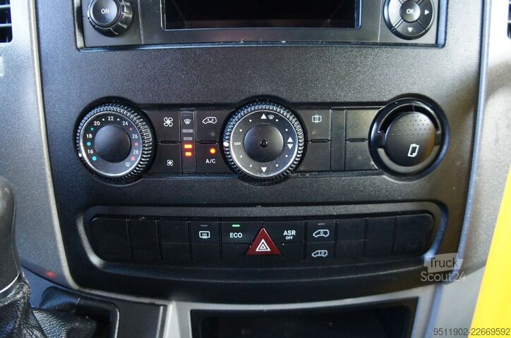Minibús MERCEDES-BENZ Sprinter 313 CDi L2H2 Triflex Air Rollstuhl 95KW