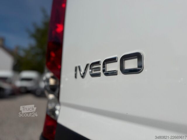 Bestelwagen met verhoogd dak IVECO DAILY 35S18V L4H2 *AUTOMATIK* 176PS AHK CAR-PLAY