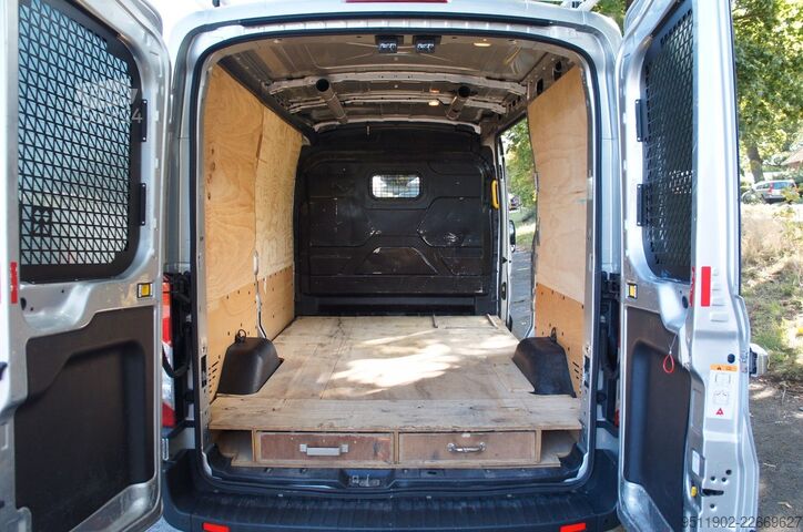 Bestelwagen met verhoogd dak FORD Transit 2.0 TDCi L2H2 Klima Navi Tempom. Sitzhei