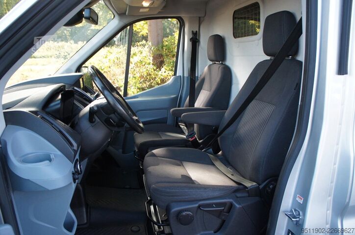Bestelwagen met verhoogd dak FORD Transit 2.0 TDCi L2H2 Klima Navi Tempom. Sitzhei