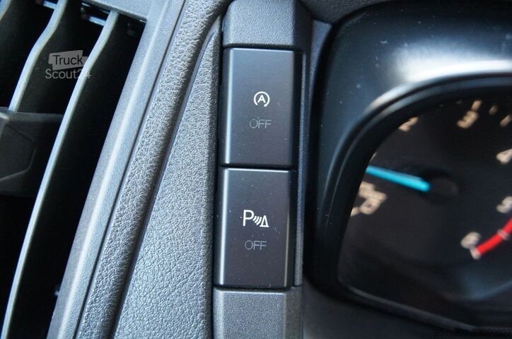 Bestelwagen met verhoogd dak FORD Transit 2.0 TDCi L2H2 Klima Navi Tempom. Sitzhei