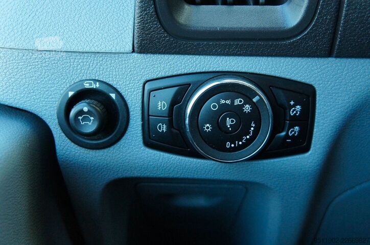 Bestelwagen met verhoogd dak FORD Transit 2.0 TDCi L2H2 Klima Navi Tempom. Sitzhei