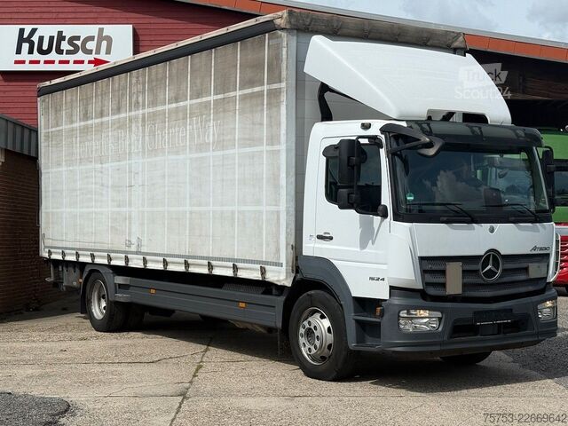 Tovorno vozilo s ravno platformo in ponjavo MERCEDES-BENZ 1524L Atego, Edscha, Lbw